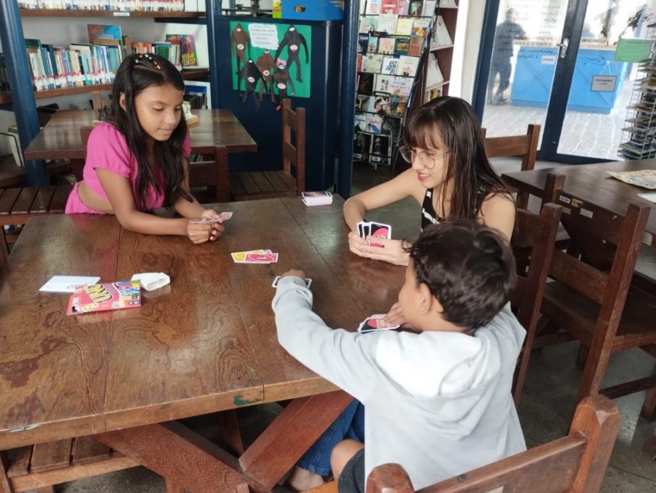 Jogos na biblioteca