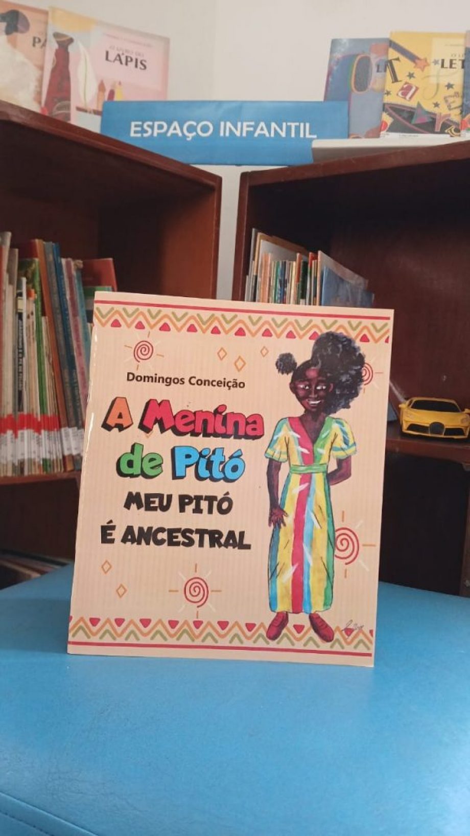 Lançamento do livro “A Menina de Pitó”